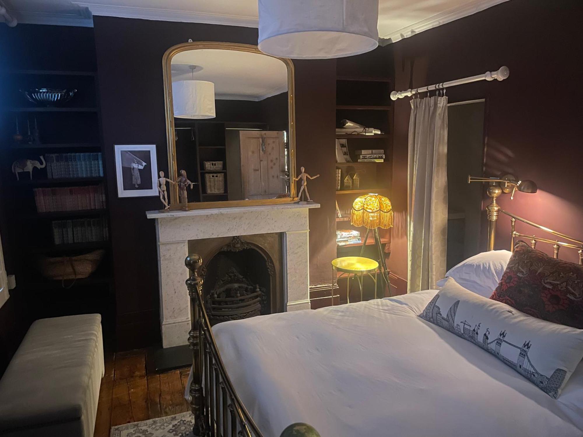 Beautiful London Victorian House, Sleeps 12 Villa ภายนอก รูปภาพ
